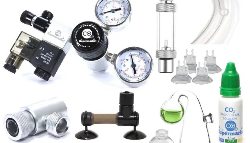 Akcesoria do akwarium: reduktor, manometry, zawór, dyfuzor, kroplomierz z płynem do sprawdzania CO2, który pomoże w dozowaniu dwutlenku węgla, jak przy sodzie i kwasku cytrynowym.